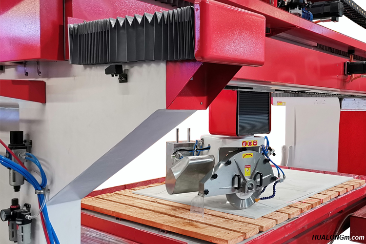 Machines HUALONG série HKNC scie à pont polyvalente CNC découpeuse de pierre 5 axes pour comptoir de dalle de marbre de granit